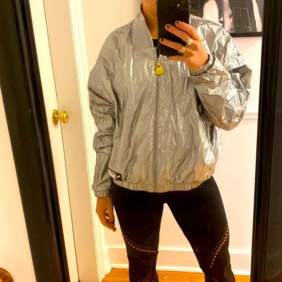 Metallic silver PUMA track jacket - Picture 1 of 2